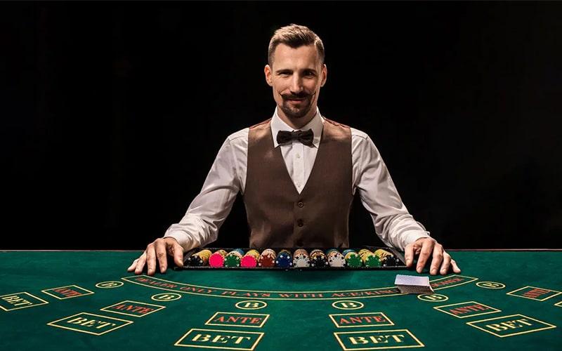 Khám phá Ong Trum Poker sân chơi poker trực tuyến uy tín hàng đầu Việt Nam